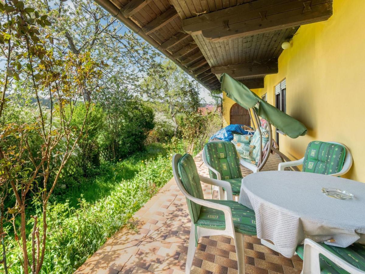 Quaint Holiday Home In Bad K Tzting With Garden Terrace Bad Koetzting Ngoại thất bức ảnh
