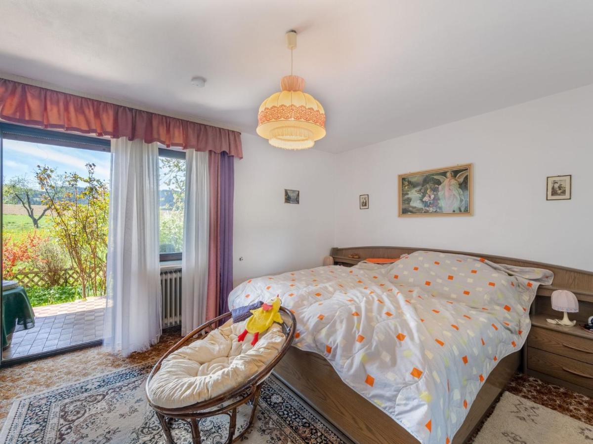 Quaint Holiday Home In Bad K Tzting With Garden Terrace Bad Koetzting Ngoại thất bức ảnh